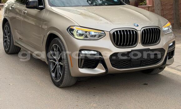 Acheter Occasion Voiture BMW X4 Or métallique à Dakar, Dakar