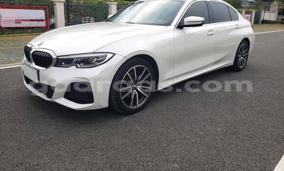 Dieundeu Imported BMW 3–Series White Auto in Dakar in Dakar