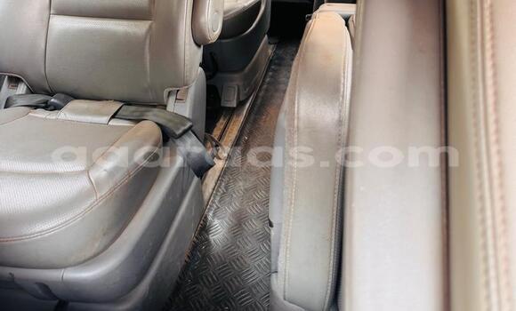 Acheter Occasion Voiture Hyundai Starex Beige à Dakar, Dakar Acheter Occasion Voiture Hyundai Starex Beige à Dakar, Dakar