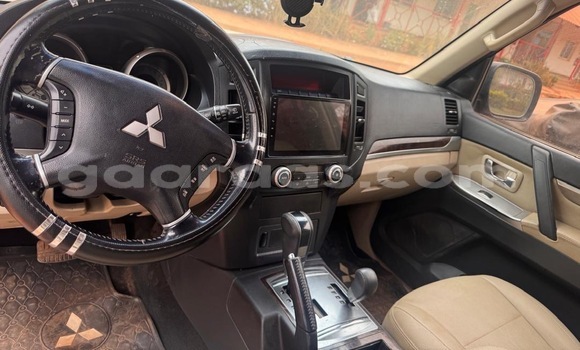 Acheter Occasion Voiture Mitsubishi Pajero Beige à Dakar, Dakar Acheter Occasion Voiture Mitsubishi Pajero Beige à Dakar, Dakar