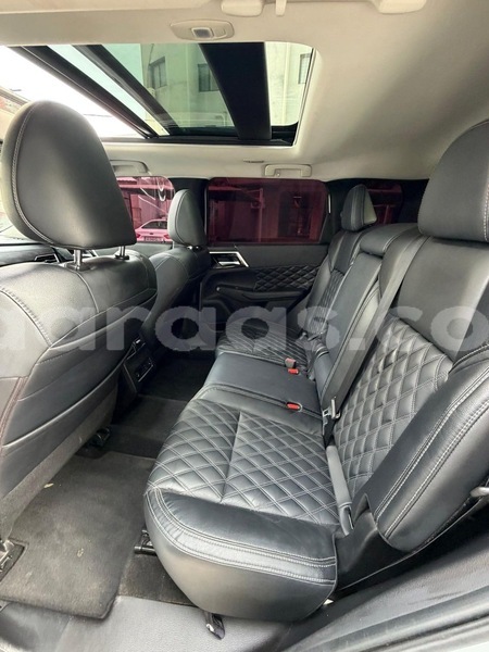 Big with watermark mitsubishi outlander dakar dakar 33489