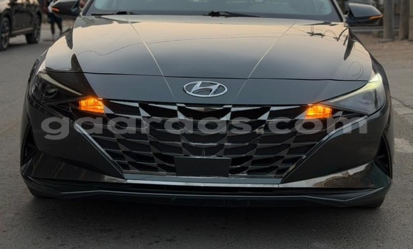 Buy Used Hyundai Elantra Gris métalisé Car in Dakar in Dakar Buy Used Hyundai Elantra Gris métalisé Car in Dakar in Dakar