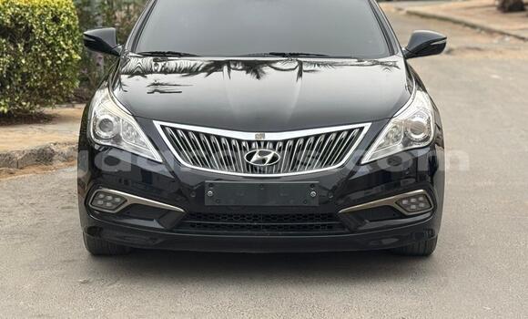Acheter Neuf Voiture Hyundai Grandeur Noir à Dakar, Dakar Acheter Neuf Voiture Hyundai Grandeur Noir à Dakar, Dakar