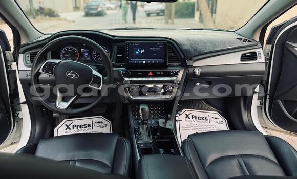 Acheter Neuf Voiture Hyundai Sonata Blanc à Dakar, Dakar Acheter Neuf Voiture Hyundai Sonata Blanc à Dakar, Dakar