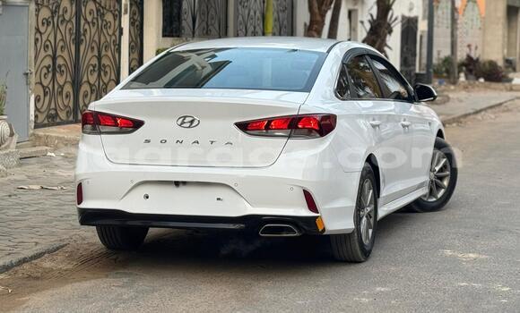 Acheter Neuf Voiture Hyundai Sonata Blanc à Dakar, Dakar Acheter Neuf Voiture Hyundai Sonata Blanc à Dakar, Dakar