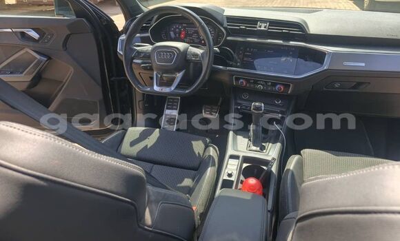 Acheter Neuf Voiture Audi Q3 Noir à Dakar, Dakar Acheter Neuf Voiture Audi Q3 Noir à Dakar, Dakar