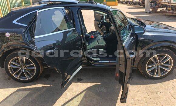 Acheter Neuf Voiture Audi Q3 Noir à Dakar, Dakar Acheter Neuf Voiture Audi Q3 Noir à Dakar, Dakar