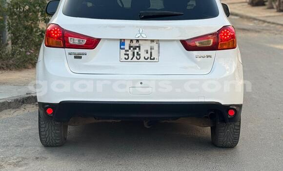 Acheter Occasion Voiture Mitsubishi RVR Blanc à Dakar, Dakar Acheter Occasion Voiture Mitsubishi RVR Blanc à Dakar, Dakar
