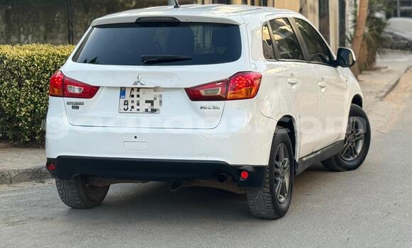 Acheter Occasion Voiture Mitsubishi RVR Blanc à Dakar, Dakar Acheter Occasion Voiture Mitsubishi RVR Blanc à Dakar, Dakar