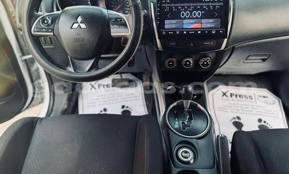 Acheter Occasion Voiture Mitsubishi RVR Blanc à Dakar, Dakar Acheter Occasion Voiture Mitsubishi RVR Blanc à Dakar, Dakar