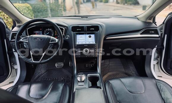 Acheter Neuf Voiture Ford Fusion Blanc à Dakar, Dakar Acheter Neuf Voiture Ford Fusion Blanc à Dakar, Dakar