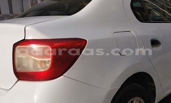 Acheter Occasion Voiture Renault Symbol Blanc à Dakar, Dakar