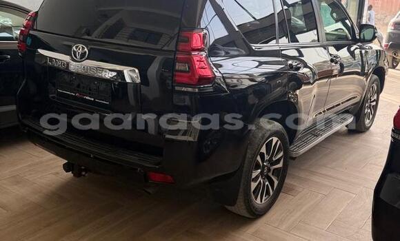 Acheter Neuf Voiture Toyota Land Cruiser Prado Noir à Dakar, Dakar Acheter Neuf Voiture Toyota Land Cruiser Prado Noir à Dakar, Dakar