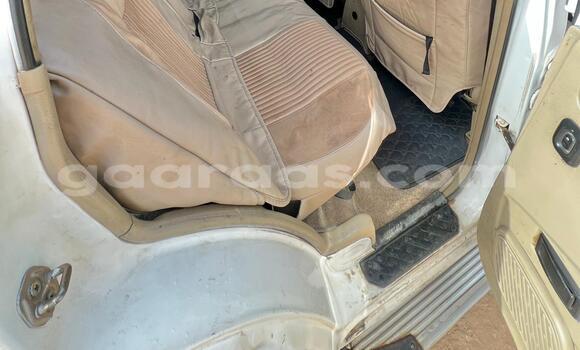 Acheter Occasion Voiture Nissan Terrano Blanc à Dakar, Dakar Acheter Occasion Voiture Nissan Terrano Blanc à Dakar, Dakar