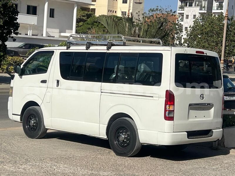 Big with watermark toyota hiace dakar dakar 33516