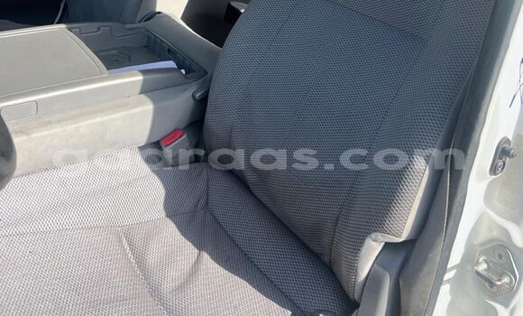 Acheter Neuf Voiture Toyota Hiace Blanc à Dakar, Dakar Acheter Neuf Voiture Toyota Hiace Blanc à Dakar, Dakar