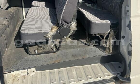 Acheter Neuf Voiture Toyota Hiace Blanc à Dakar, Dakar Acheter Neuf Voiture Toyota Hiace Blanc à Dakar, Dakar