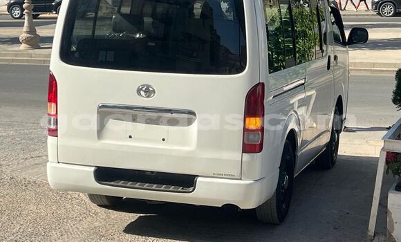 Acheter Neuf Voiture Toyota Hiace Blanc à Dakar, Dakar Acheter Neuf Voiture Toyota Hiace Blanc à Dakar, Dakar