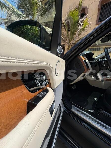 Big with watermark land rover range rover vogue dakar dakar 33520