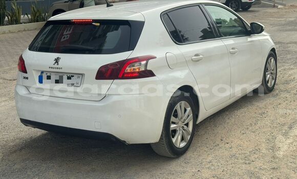 Acheter Occasion Voiture Peugeot 308 Blanc à Dakar, Dakar Acheter Occasion Voiture Peugeot 308 Blanc à Dakar, Dakar