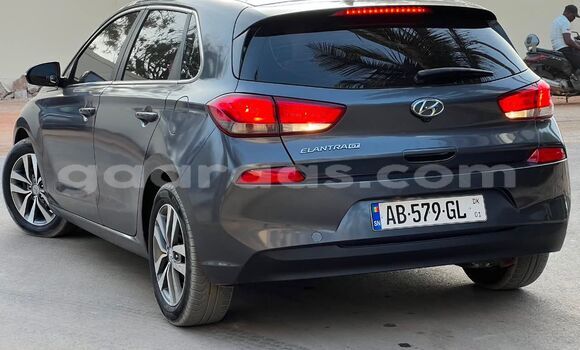 Acheter Occasion Voiture Hyundai Elantra Gris de fer à Dakar, Dakar Acheter Occasion Voiture Hyundai Elantra Gris de fer à Dakar, Dakar