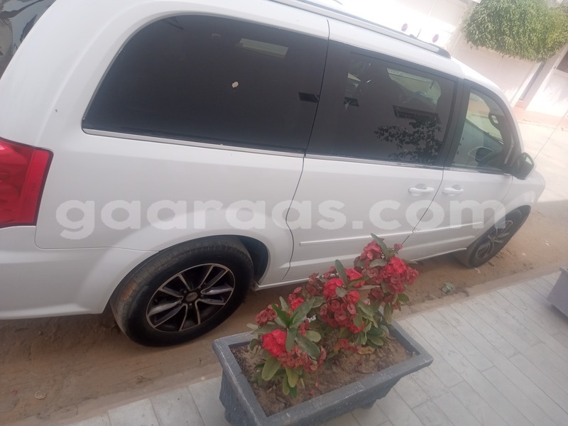 Big with watermark dodge caravan dakar dakar 33539