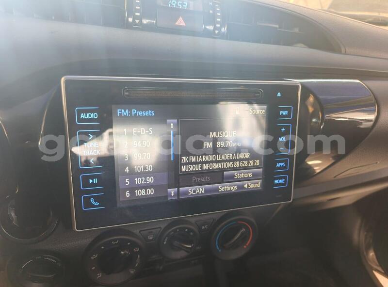 Big with watermark toyota hilux dakar dakar 33549