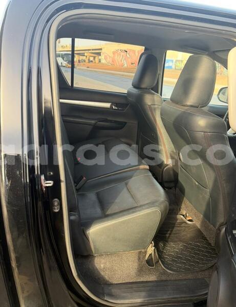 Big with watermark toyota hilux dakar dakar 33550