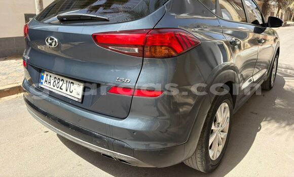Buy Used Hyundai Tucson Silver Car in Dakar in Dakar Buy Used Hyundai Tucson Silver Car in Dakar in Dakar
