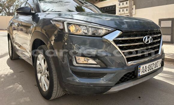 Buy Used Hyundai Tucson Silver Car in Dakar in Dakar Buy Used Hyundai Tucson Silver Car in Dakar in Dakar