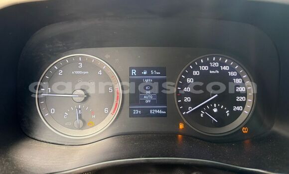 Buy Used Hyundai Tucson Silver Car in Dakar in Dakar Buy Used Hyundai Tucson Silver Car in Dakar in Dakar