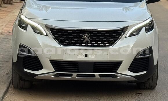 Acheter Neuf Voiture Peugeot 3008 Blanc à Dakar, Dakar Acheter Neuf Voiture Peugeot 3008 Blanc à Dakar, Dakar