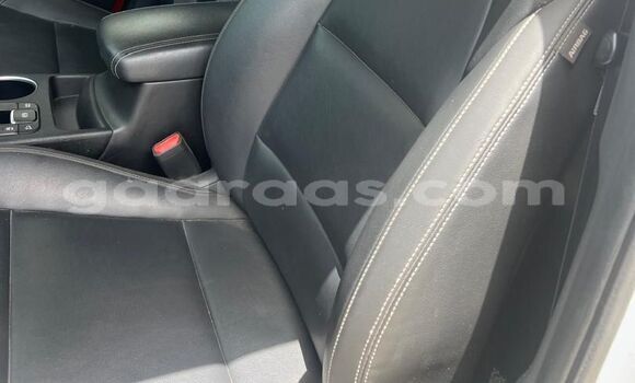 Acheter Neuf Voiture Kia Sportage Blanc à Dakar, Dakar Acheter Neuf Voiture Kia Sportage Blanc à Dakar, Dakar