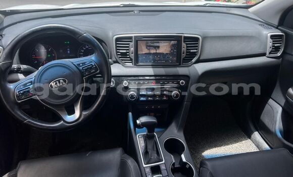 Acheter Neuf Voiture Kia Sportage Blanc à Dakar, Dakar Acheter Neuf Voiture Kia Sportage Blanc à Dakar, Dakar