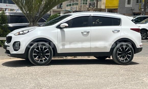 Acheter Neuf Voiture Kia Sportage Blanc à Dakar, Dakar Acheter Neuf Voiture Kia Sportage Blanc à Dakar, Dakar