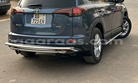 Acheter Neuf Voiture Toyota RAV4 Bleu à Dakar, Dakar Acheter Neuf Voiture Toyota RAV4 Bleu à Dakar, Dakar