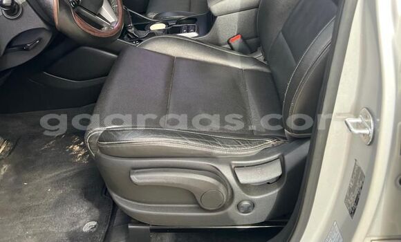 Acheter Neuf Voiture Hyundai Tucson Blanc à Dakar, Dakar Acheter Neuf Voiture Hyundai Tucson Blanc à Dakar, Dakar