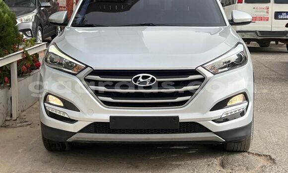 Acheter Neuf Voiture Hyundai Tucson Blanc à Dakar, Dakar Acheter Neuf Voiture Hyundai Tucson Blanc à Dakar, Dakar