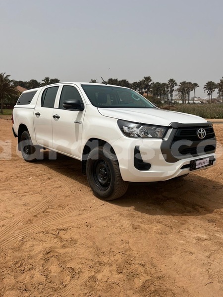 Big with watermark toyota hilux dakar dakar 33578