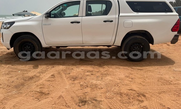 Acheter Occasion Voiture Toyota Hilux White à Dakar, Dakar Acheter Occasion Voiture Toyota Hilux White à Dakar, Dakar