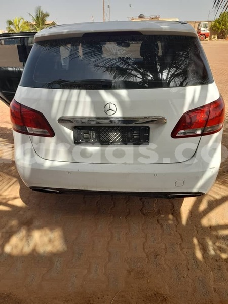 Big with watermark mercedes benz e200 dakar dakar 33584