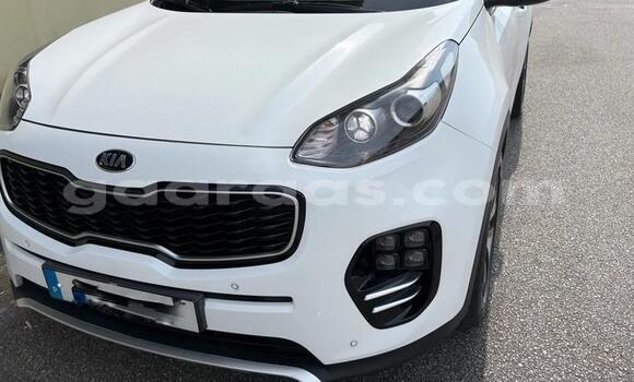 Acheter Occasion Voiture Kia Sportage Blanc à Dabo, Kolda Acheter Occasion Voiture Kia Sportage Blanc à Dabo, Kolda