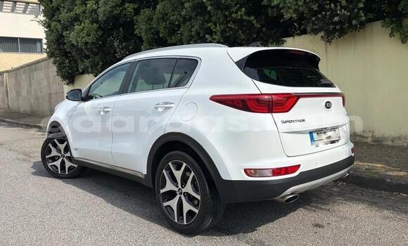 Acheter Occasion Voiture Kia Sportage Blanc à Dabo, Kolda Acheter Occasion Voiture Kia Sportage Blanc à Dabo, Kolda