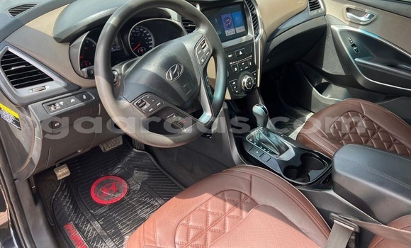 Acheter Occasion Voiture Hyundai Santa Fe Noir à Dakar, Dakar Acheter Occasion Voiture Hyundai Santa Fe Noir à Dakar, Dakar
