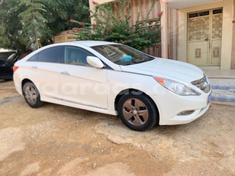 Big with watermark hyundai sonata region de thies thies 33595