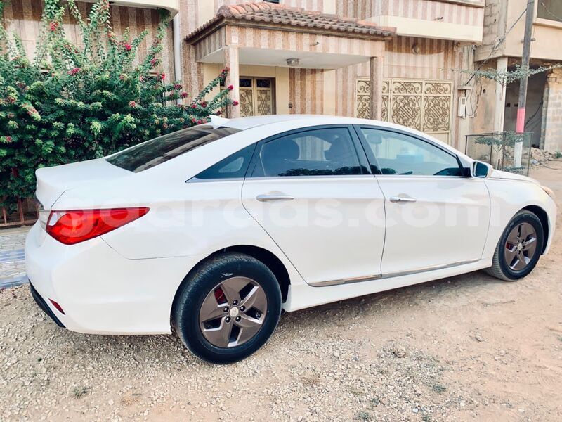 Big with watermark hyundai sonata region de thies thies 33595