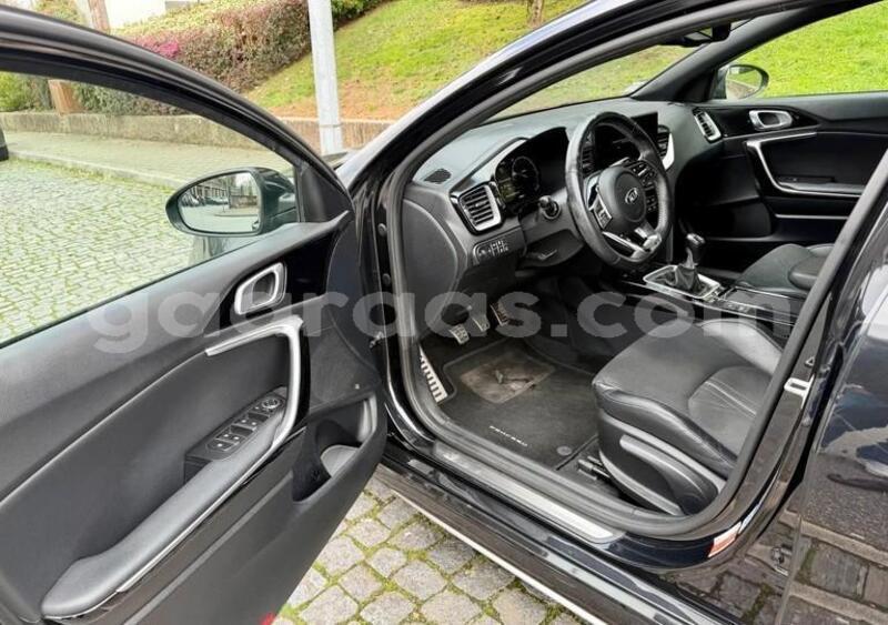 Big with watermark kia cee d diourbel bambey 33599