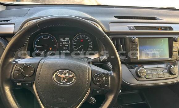 Acheter Occasion Voiture Toyota RAV4 Blanc à Bignona, Ziguinchor Acheter Occasion Voiture Toyota RAV4 Blanc à Bignona, Ziguinchor