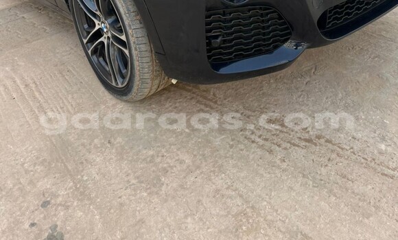 Acheter Occasion Voiture BMW X4 Noir à Dakar, Dakar Acheter Occasion Voiture BMW X4 Noir à Dakar, Dakar