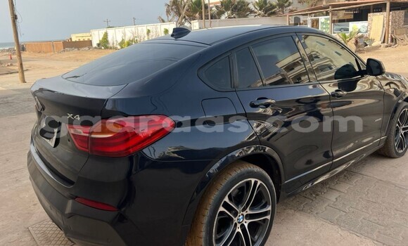 Acheter Occasion Voiture BMW X4 Noir à Dakar, Dakar Acheter Occasion Voiture BMW X4 Noir à Dakar, Dakar